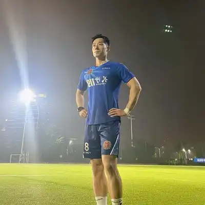 侯宏